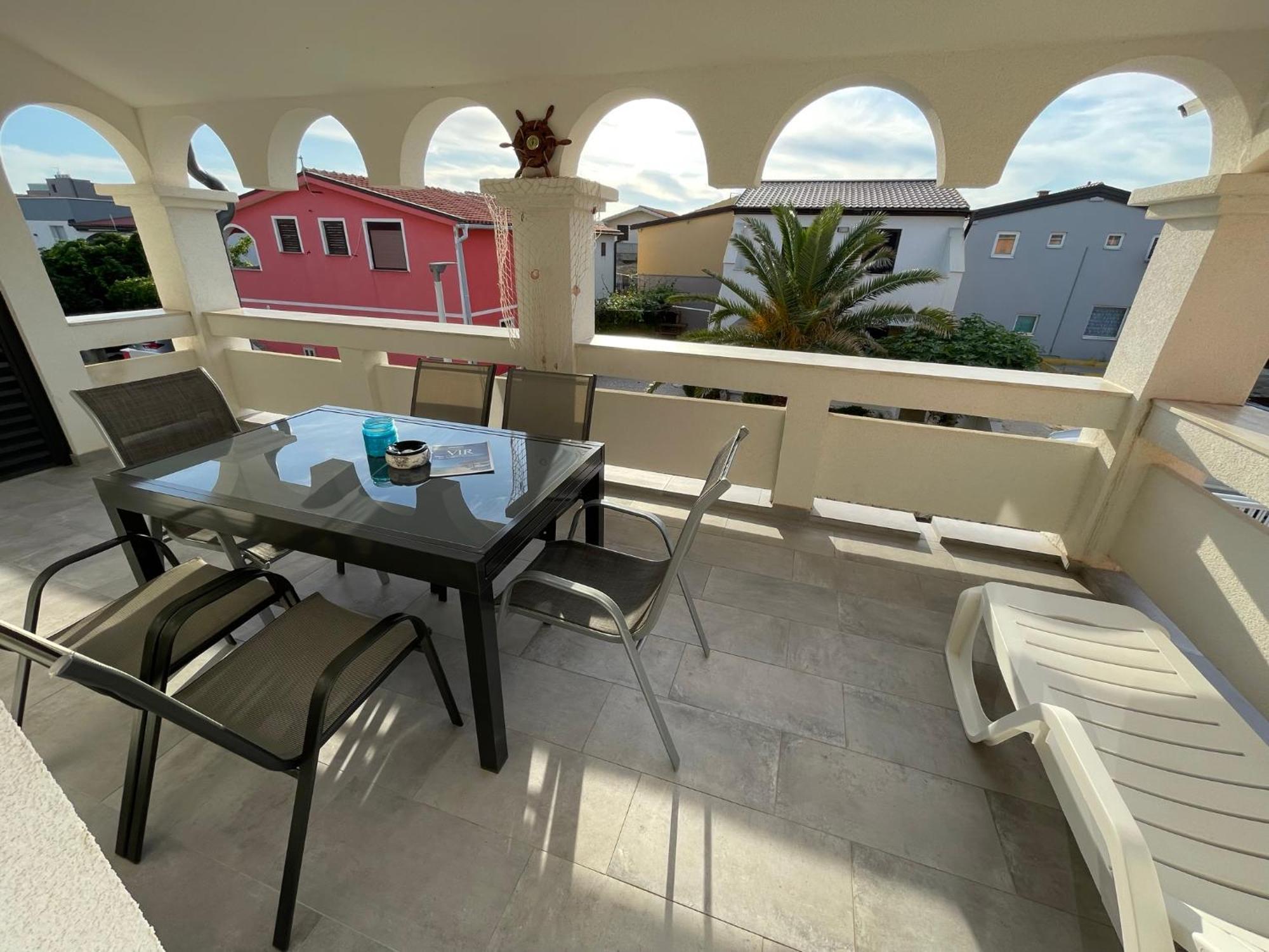 Apartmenthouse Ines Vir Exterior photo